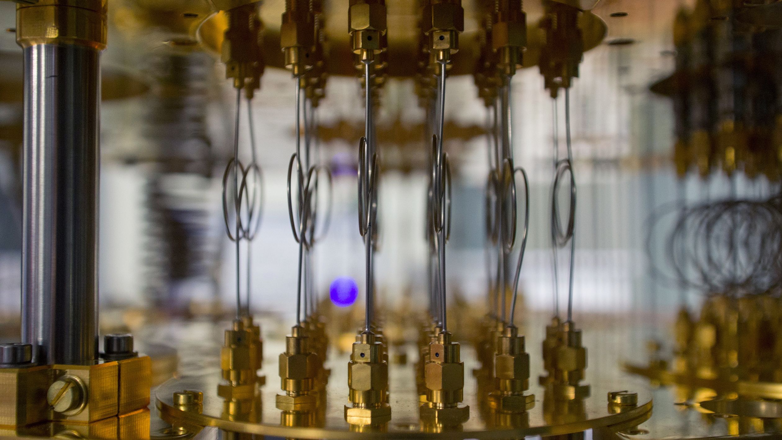 Canadian Innovations Lead in Quantum Error Correction and Mitigation